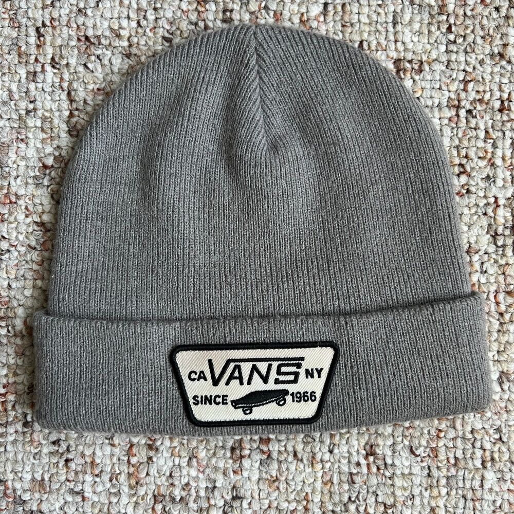 Vans Off the Wall "Milford" Beanie (Heather Grey) Unisex Cuffed Knit Cap
